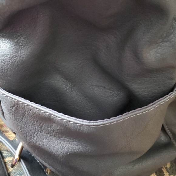 SOLD - Rampage Backpack - Picture 6 of 13